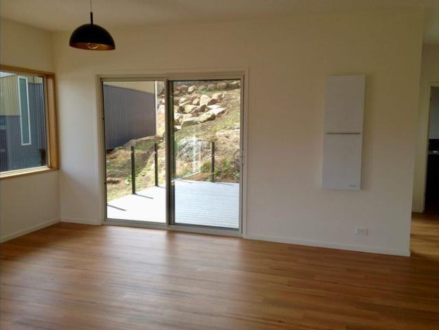 Townhouse for rent in Hobart, Tasmania