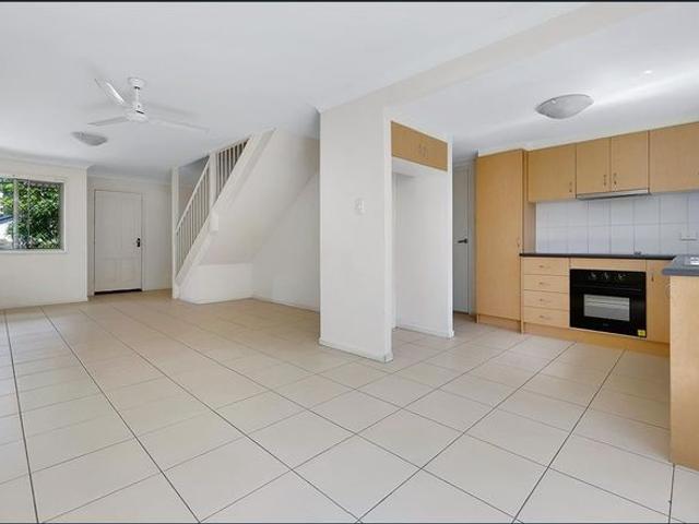 Townhouse for rent in Toombul, Queensland