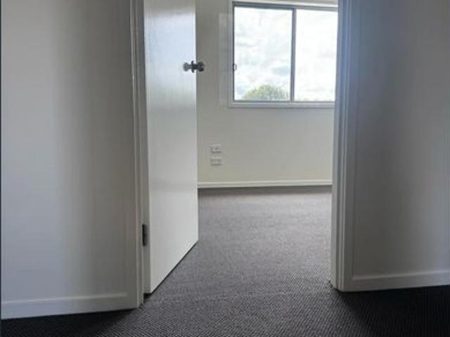 Townhouse for rent in Toombul, Queensland