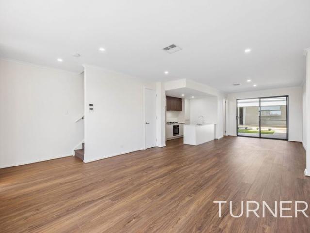 Townhouse for rent in Horseshoe Creek, South Australia