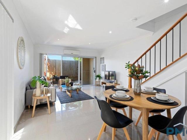 Townhouse for rent in Mount Gravatt Central, Greater Brisbane