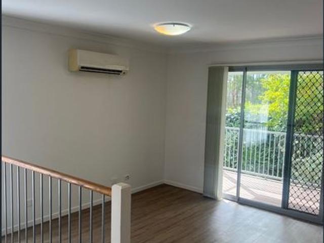 Townhouse for rent in Toombul, Queensland