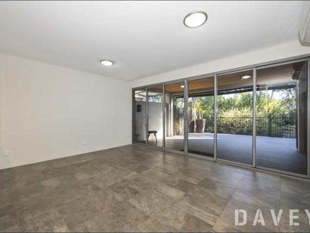 Townhouse for rent in Leederville, Western Australia