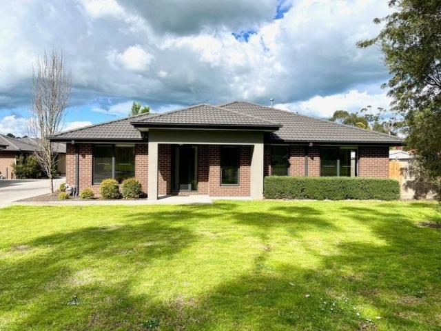 House for rent in Drouin, Victoria