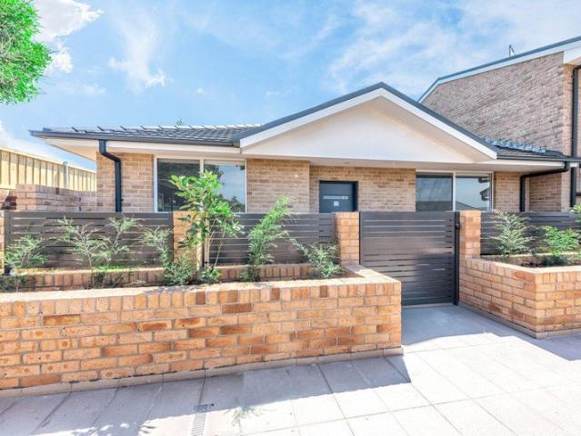 Townhouse for rent in Sydney, New South Wales