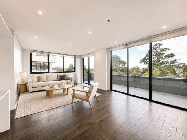 Apartment for rent in Lower North Shore, Sydney