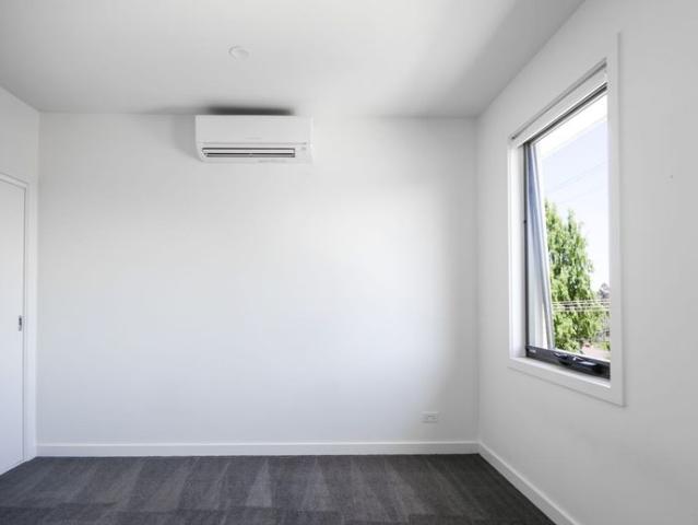 Townhouse for rent in Camerons Creek, Victoria