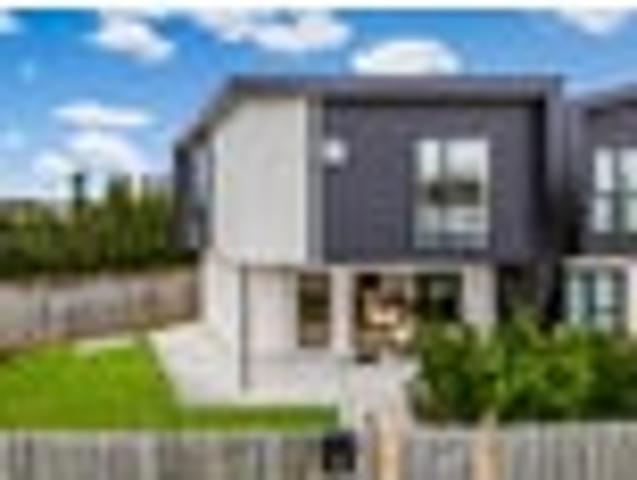 Townhouse for sale in Wairau Valley, Oroua County