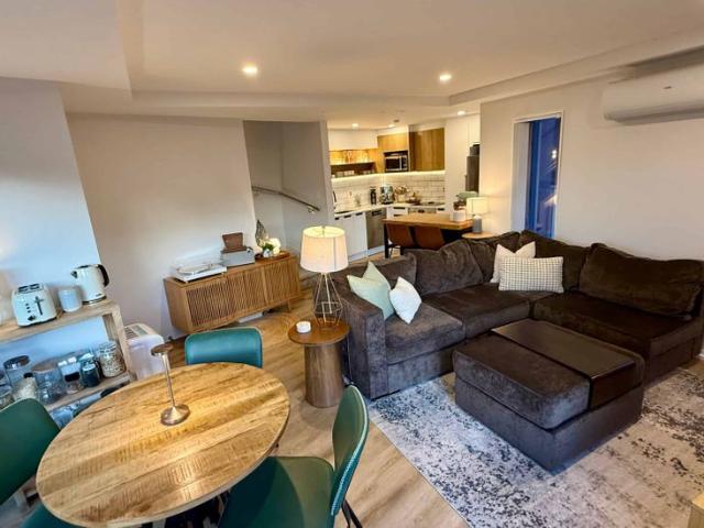 Townhouse for rent in Panmure