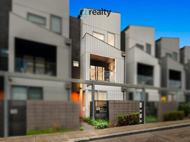 Townhouse for sale in Camerons Creek, Victoria