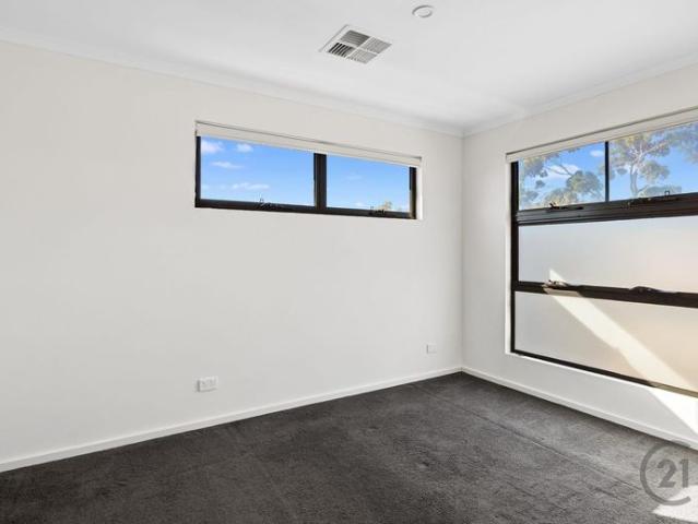 Townhouse for rent in Horseshoe Creek, South Australia