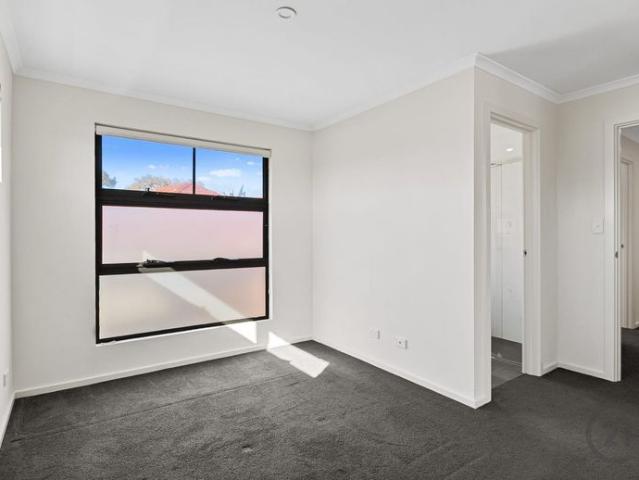 Townhouse for rent in Horseshoe Creek, South Australia