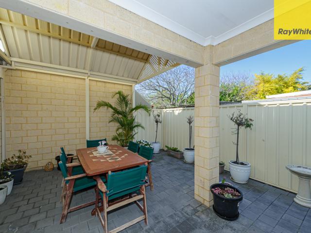 Villa for sale in Midland, City of Swan