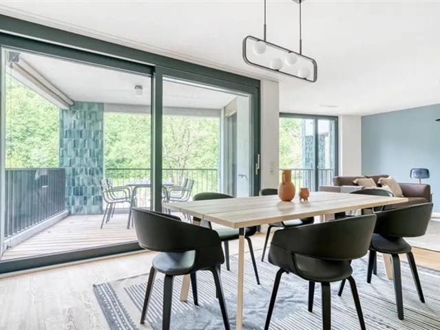 Wohnung mieten in Einigen, Zürich