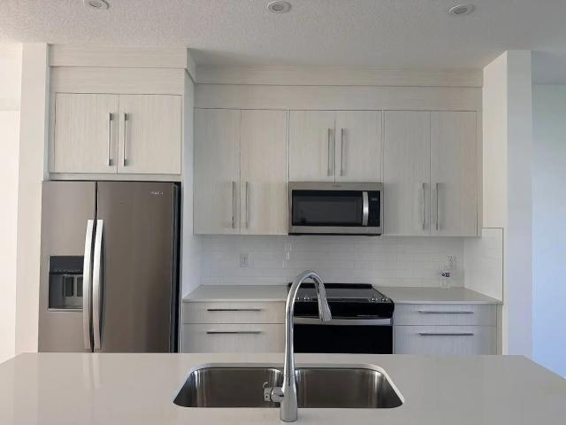 House for rent in Briarfield Townhomes, Calgary