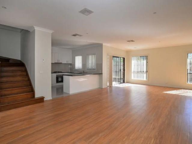 Townhouse for rent in Camerons Creek, Victoria