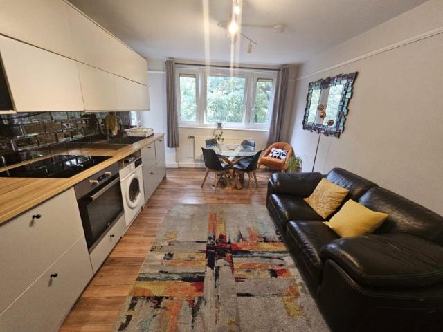 Apartment for rent in Angel, Greater London