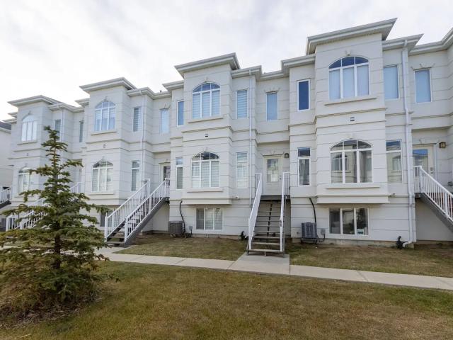 Condo for rent in Wedgewood, Alberta