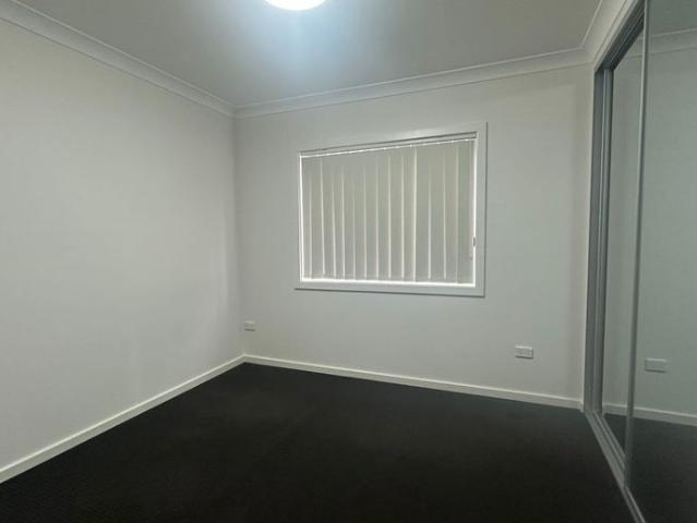 House for rent in Chipping Norton, Sydney