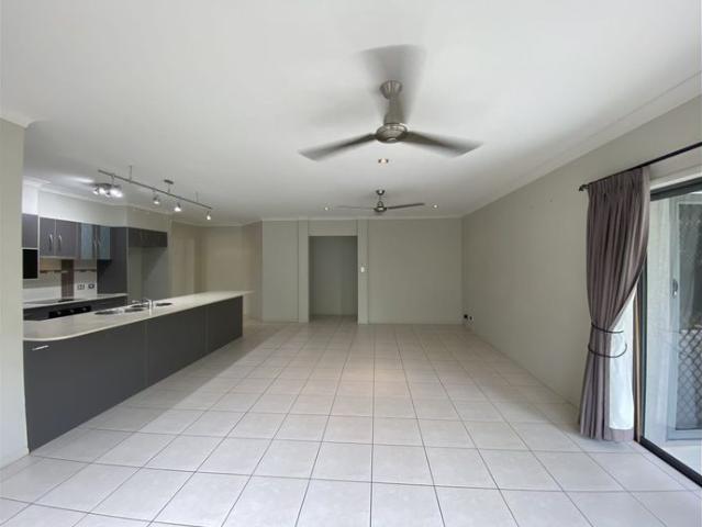 House for rent in Redlynch, Queensland