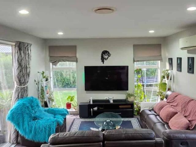 House for rent in Chaslands, Canterbury