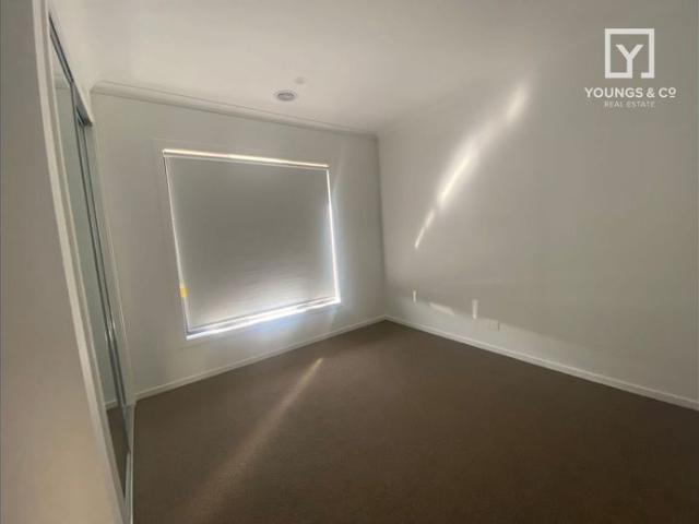 House for rent in Kialla, Victoria