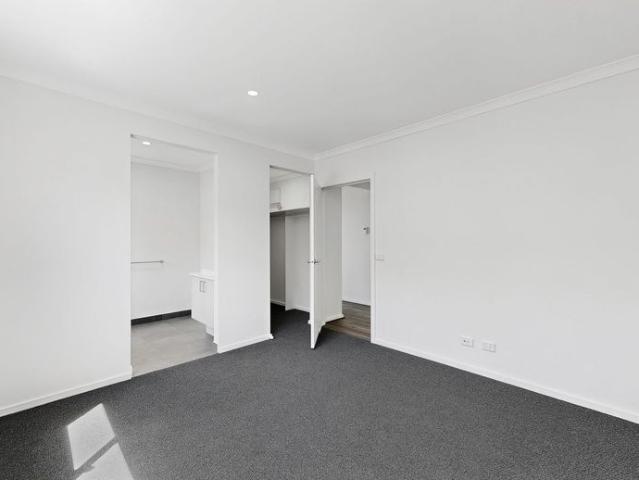 House for rent in Mount Duneed, Geelong