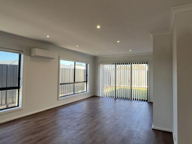 House for rent in Adelaide, City Of Playford