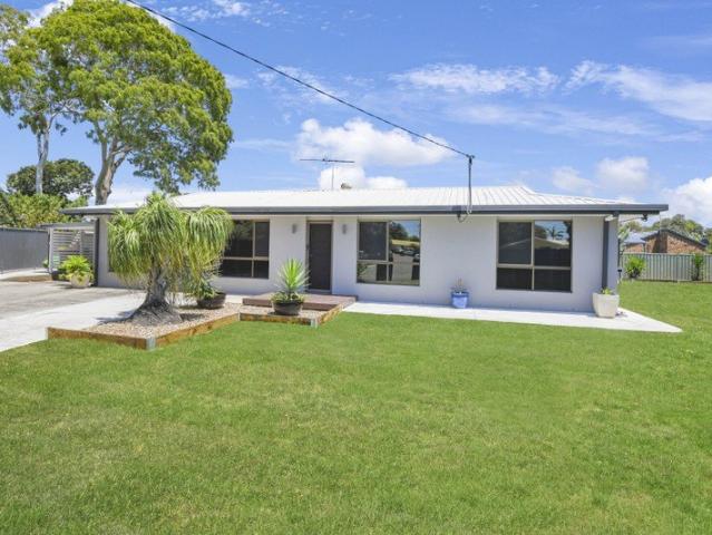 House for rent in Beachmere, Greater Brisbane