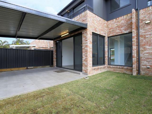 Townhouse for rent in Sydney, New South Wales