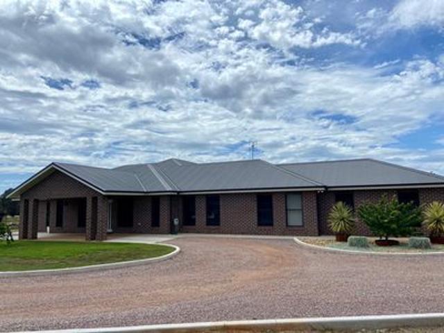 House for rent in Parkes, New South Wales