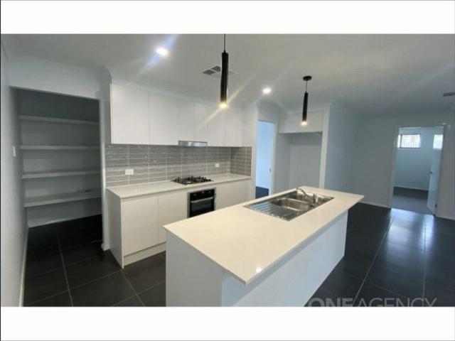 House for rent in Brisbane Grove, New South Wales