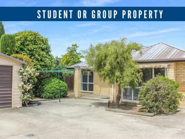 House for rent in Chaslands, Canterbury