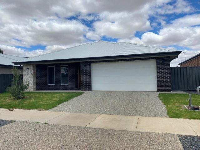 House for rent in Yarrawonga, Victoria