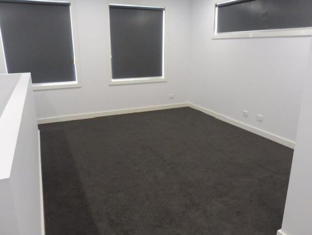 Townhouse for rent in Lalor, Melbourne