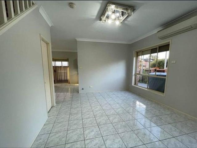 Townhouse for rent in Bass Hill, Sydney