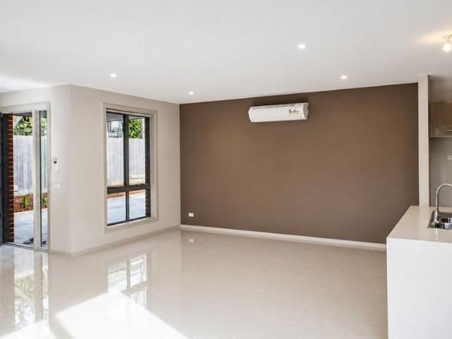 Townhouse for rent in Camerons Creek, Victoria