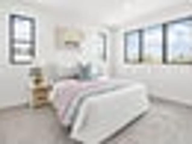 Townhouse for sale in Te Atatū Peninsula, Henderson-Massey