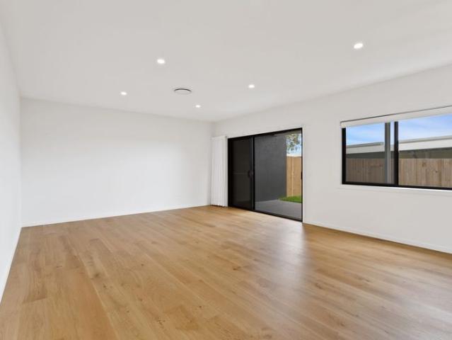 Townhouse for rent in McDowall, City of Brisbane