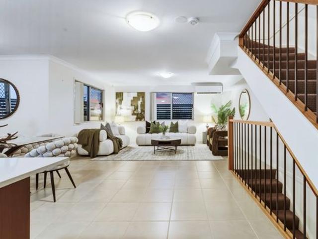 Townhouse for sale in Underwood, Greater Brisbane
