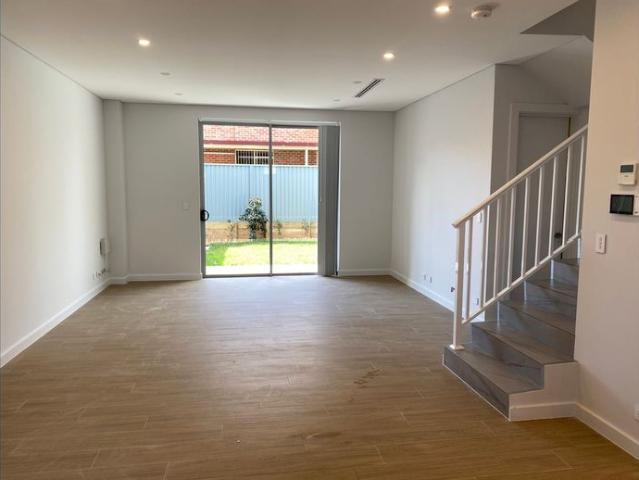 Townhouse for rent in Sydney, New South Wales