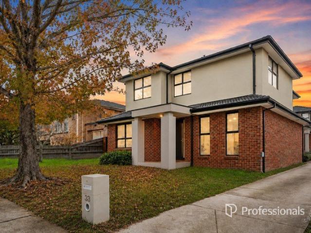 Townhouse for sale in Camerons Creek, Victoria