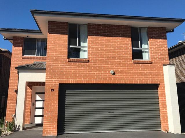 Townhouse for rent in Sydney, New South Wales