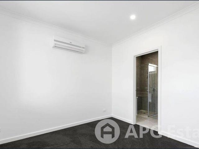 Townhouse for rent in Camerons Creek, Victoria