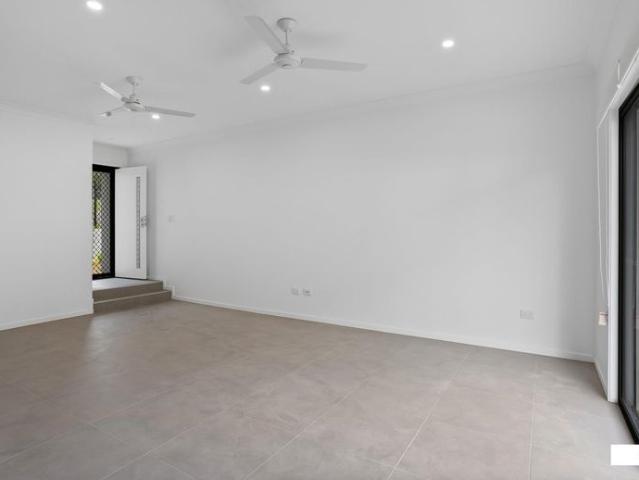 Townhouse for rent in Toombul, Queensland