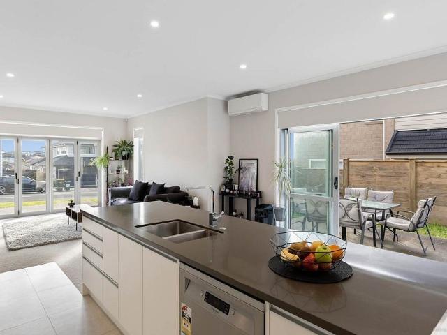 House for rent in Whangaparaoa, Oroua County