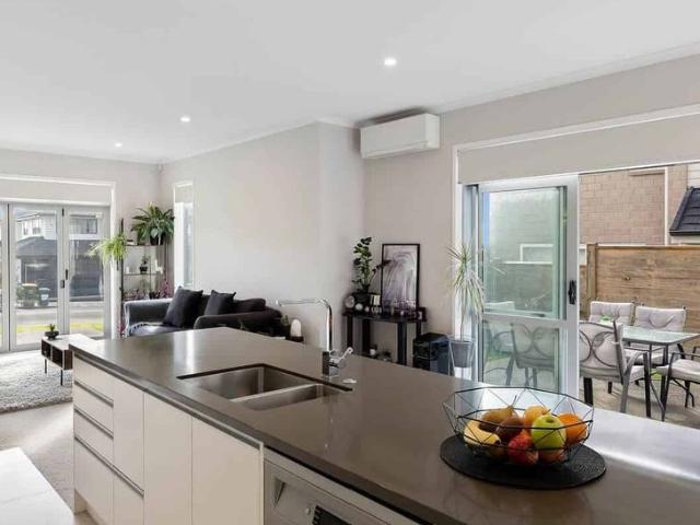 House for rent in Whangaparaoa, Oroua County