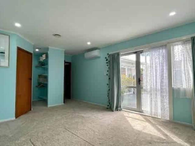 House for rent in Owhata, Oroua County