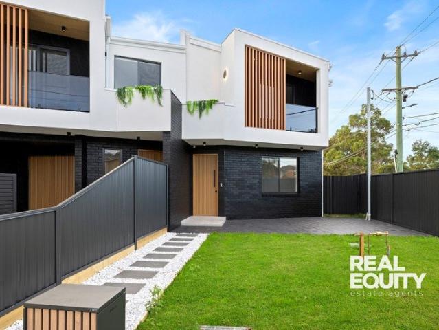 Duplex for rent in Sydney, New South Wales