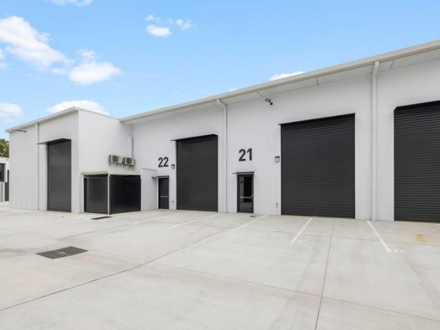 Warehouse for rent in Toombul, Queensland